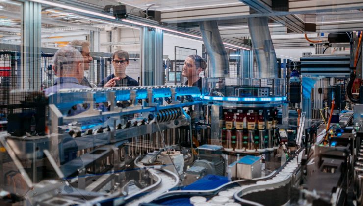 Siemens ve Microsoft, Endüstriyel Yapay Zekâyı Yeniden Şekillendiriyor