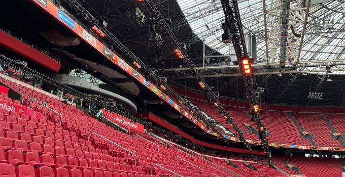 Çukurova Isı, Ajax Tribünlerinde