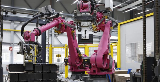 Clarios, Avrupa’da gelişmiş akü teknolojilerine 200 milyon eurodan fazla yatırım yapıyor