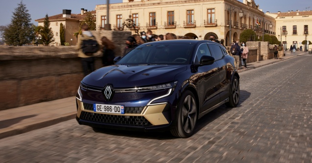 Yeni Megane E-Tech %100 Elektrikli’ye Euroncap’ten 5 Yıldız