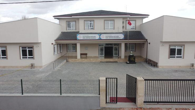 Kastamonu Entegre’den Eğitime Destek   