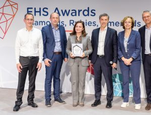 İzocam, İş Güvenliği ve Teknolojideki Başarılarını İki Ayrı Ödülle Taçlandırdı