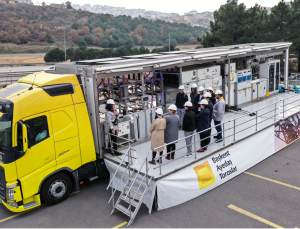 Enerjisa Dağıtım Şirketleri’nin Mobil Eğitim Tırı 2025’te Deprem Bölgesini Ziyaret Edecek