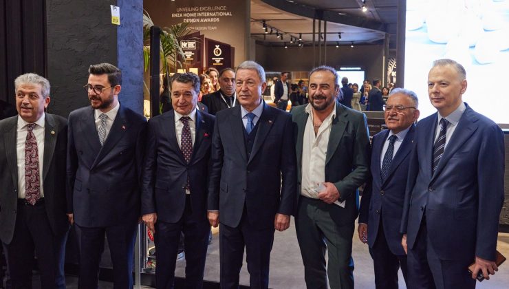 IIFF 2025 Uluslararası İstanbul Mobilya Fuarı’nın İlk Gününde Enza Home Rüzgarı Esti
