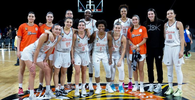 Mersin’i Dünyaya Açan Çimsa’dan Kadın Basketboluna Büyük Destek