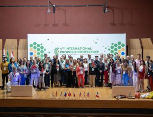 Balparmak’ın Propolis Konusundaki Bilimsel Çalışmalarına Uluslararası Ödül