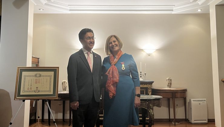 Perihan İnci Japonya Devlet Nişanı ile Onurlandırıldı