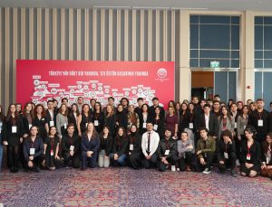 TEV, Üstün Başarı Bursu ile 183 Gencin Daha Geleceğine Işık Tutuyor