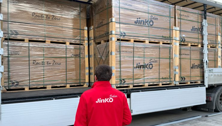 Jinko Solar, HSA Enerji İş Birliğiyle Türkiye’de Yerli Üretime Başladı