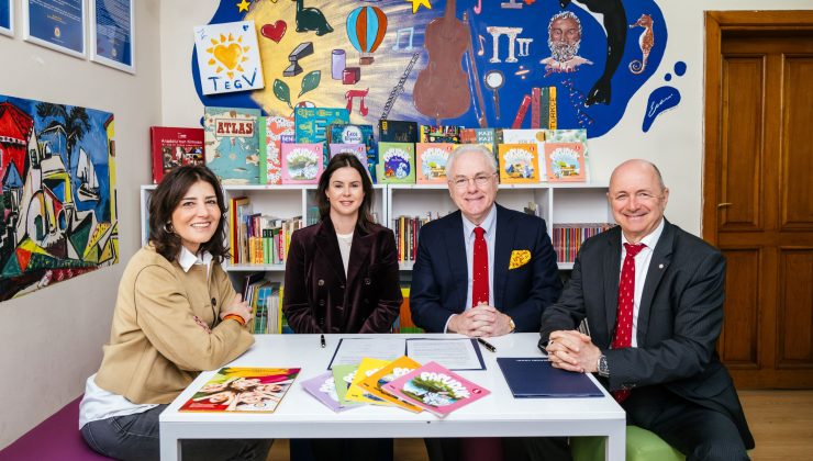 Sabancı Vakfı ve TEGV İş Birliğiyle Papuduk Çocuk Kitapları Binlerce Çocuğa Ulaşıyor