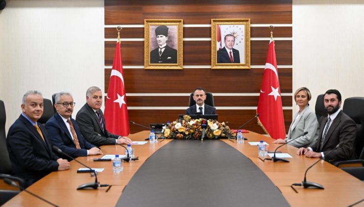 Yıldız Entegre ve Fehmi Yıldız Vakfı’ndan Kocaeli Eğitimine Çifte Destek