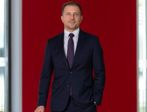 Akbank’tan Büyük Dil Modeli Atılımı