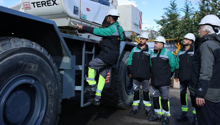 Hareket Akademi’den Sektörün Geleceğini Yetiştiren Vinç Operatörlüğü Programı
