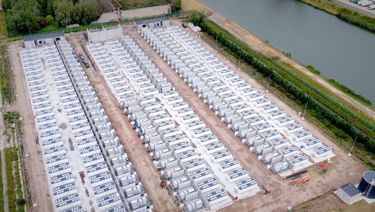 Avrupa’nın En Büyük Enerji Depolama Projesinde İlk Etap Tamamlandı