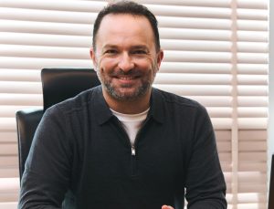 Karnaval, Radyo Deneyimini Milyonların Kalbine Dokunan Bir Güce Dönüştürüyor