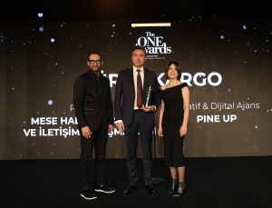 Sürat Kargo, The ONE Awards’ta “Yılın İtibarlısı” seçildi