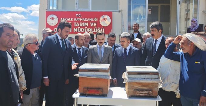 Akfen Yenilenebilir Enerji’den Üreticilere Yüzde 70 Hibeli Arılı Kovan Desteği