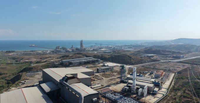 Ceyhan Organize Sanayi Bölgesi ilk kez doğalgazla buluştu