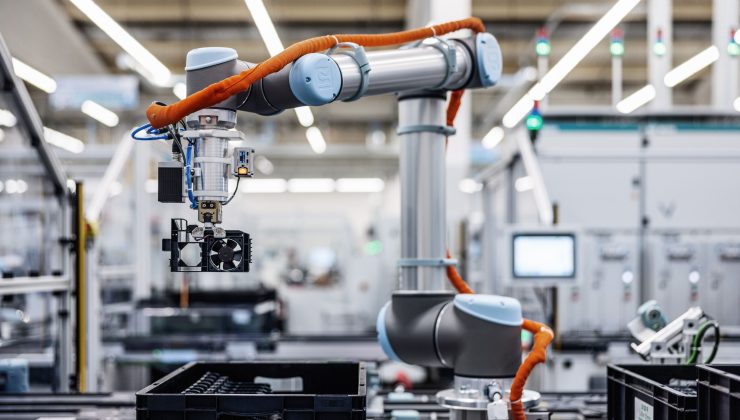 Siemens, yapay zekâ destekli otonom fabrikaları geliştirmek için NVIDIA ile iş birliği yapıyor